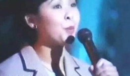 被造谣“陪睡”多年，董文华的清白背后，藏着娱乐圈最痛的伤