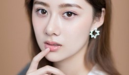 曹曦月牛仔混搭风时尚大片展非凡魅力