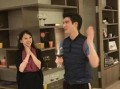 39岁李靓蕾街头带娃照曝光，昔日学霸名媛判若两人