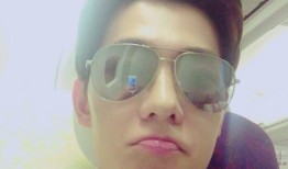 34岁杨洋：军艺校草的油腻争议与逆袭自救