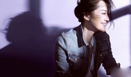 许晴光影诗篇多重魅力交织的时尚叙事