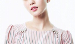 刘诗诗光影交织下的多面魅力：当甜美丸子头邂逅性感淑女风