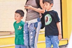 26年前她一个镜头封神，26年后几张生图却被骂上热搜