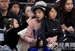 铁三角合体！“综艺之神”邓超的喜剧面具下，藏着怎样的真实人生？