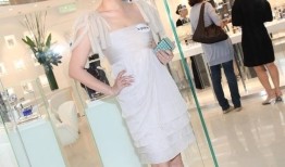 陈法蓉魅力写真演绎时尚风采