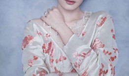 孙俪文艺风大片诠释娇艳魅力与文艺气质完美融合