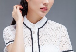 李艾瑾光影之间尽显优雅魅力写真全解析