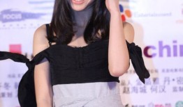 东方明珠朱珠自信演绎多面人生