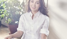 陈蓉甜美笑容定格恬静时光