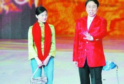 被传是“元芳”老婆十几年，她亲自辟谣：我们只是演过夫妻