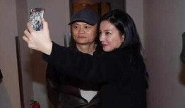 马云赵薇结婚？谣言背后谁在操控流量