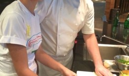 朱丹光影流转间的多面人生温柔沉淀