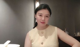 岁月淬炼的优雅：探寻四十五岁贵妇之美